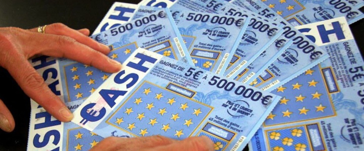 Il gratte un jackpot du Cash… Et en oublie d’aller chez le coiffeur !